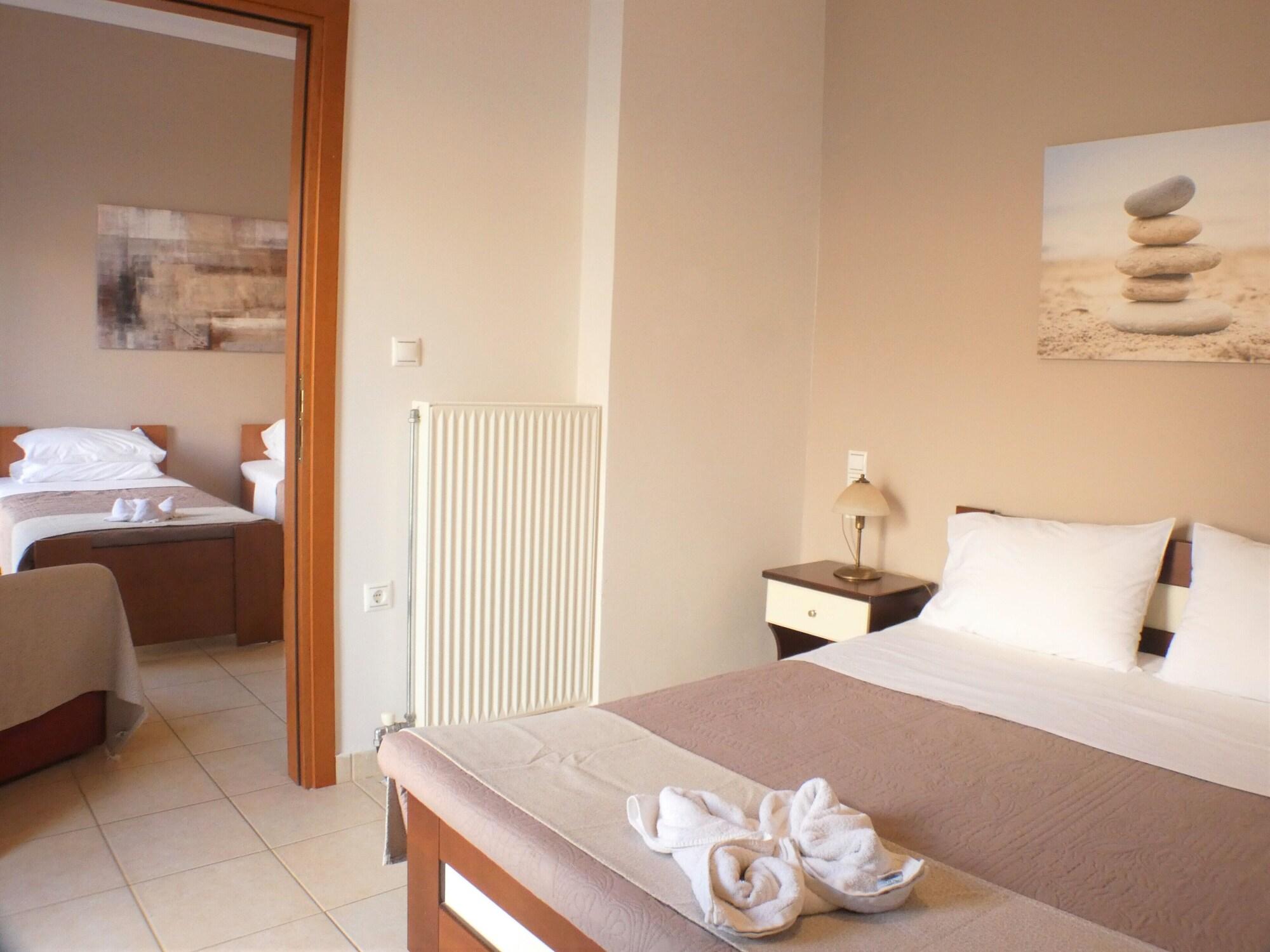 Lazaratos Hotel Kouvalata Екстериор снимка