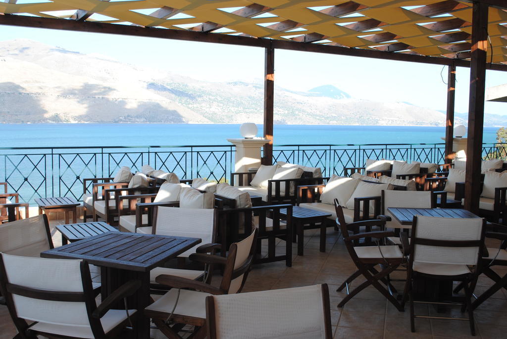 Lazaratos Hotel Kouvalata Екстериор снимка