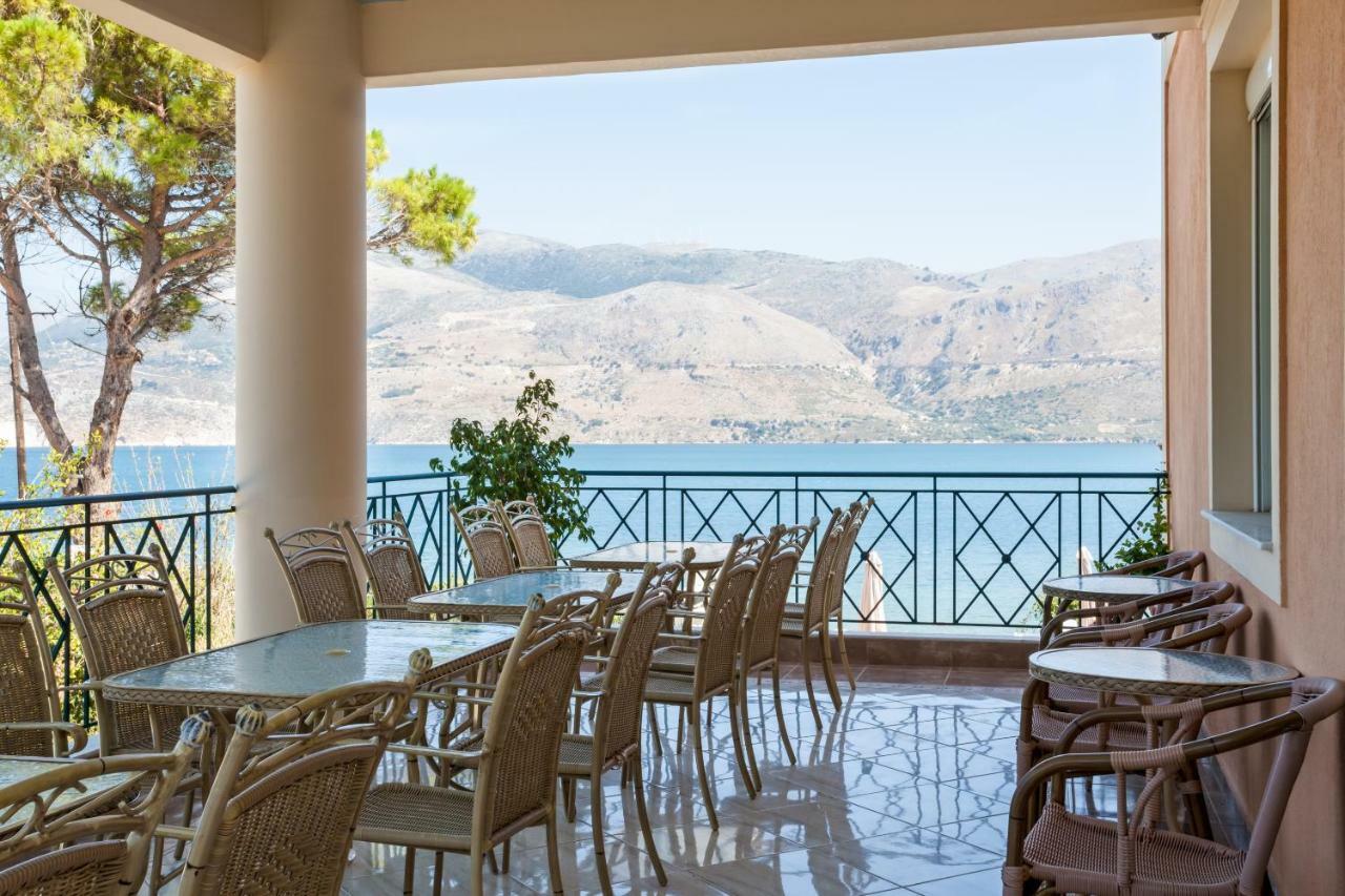 Lazaratos Hotel Kouvalata Екстериор снимка