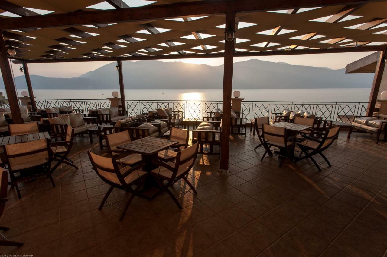 Lazaratos Hotel Kouvalata Екстериор снимка