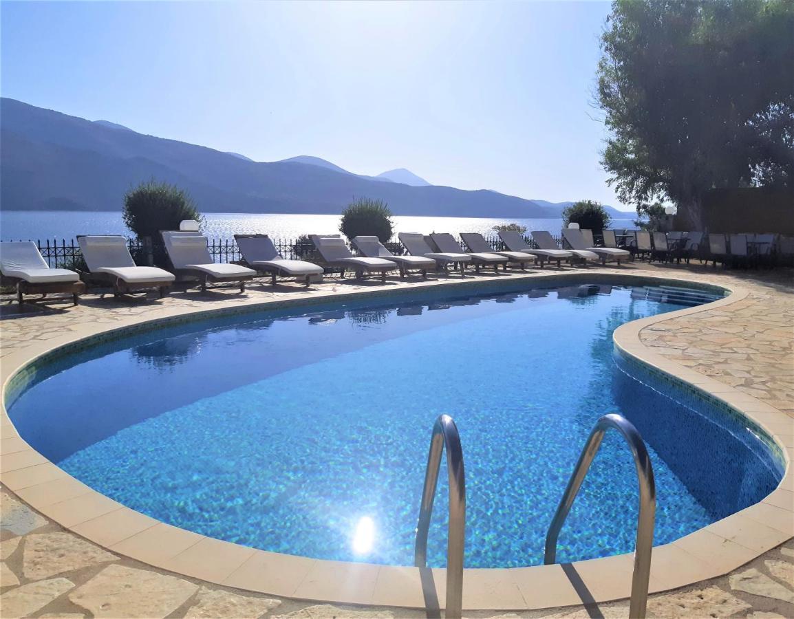 Lazaratos Hotel Kouvalata Екстериор снимка
